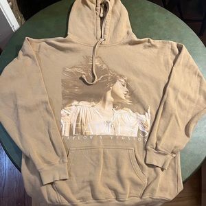Fearless Taylor’s Version XL Gold Hoodie